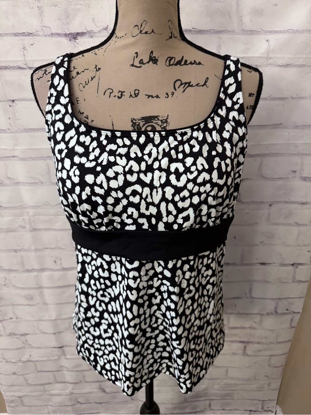 Lands' End 14DD Square Neck Tankini Swimsuit Top Underwire White Black Modest